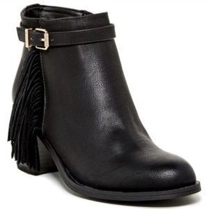 Circus by Sam Edelman Jolie fringe booties